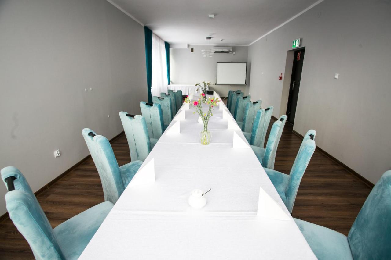 Hotel Tiffany Nowe Miasto Lubawskie Extérieur photo