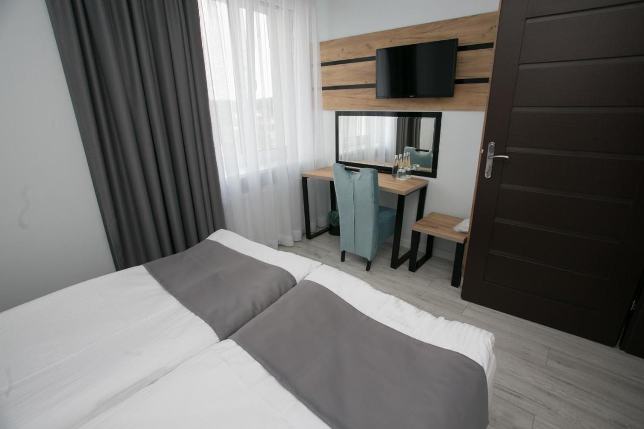 Hotel Tiffany Nowe Miasto Lubawskie Extérieur photo